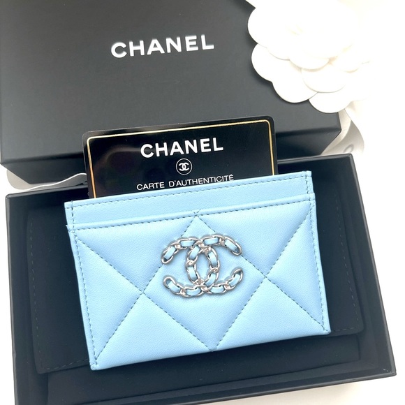 🔥CHANEL 19 Cardholder - Picture 3 of 5